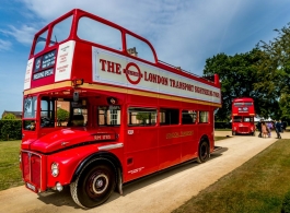 Open Top bus for weddings in Oxford